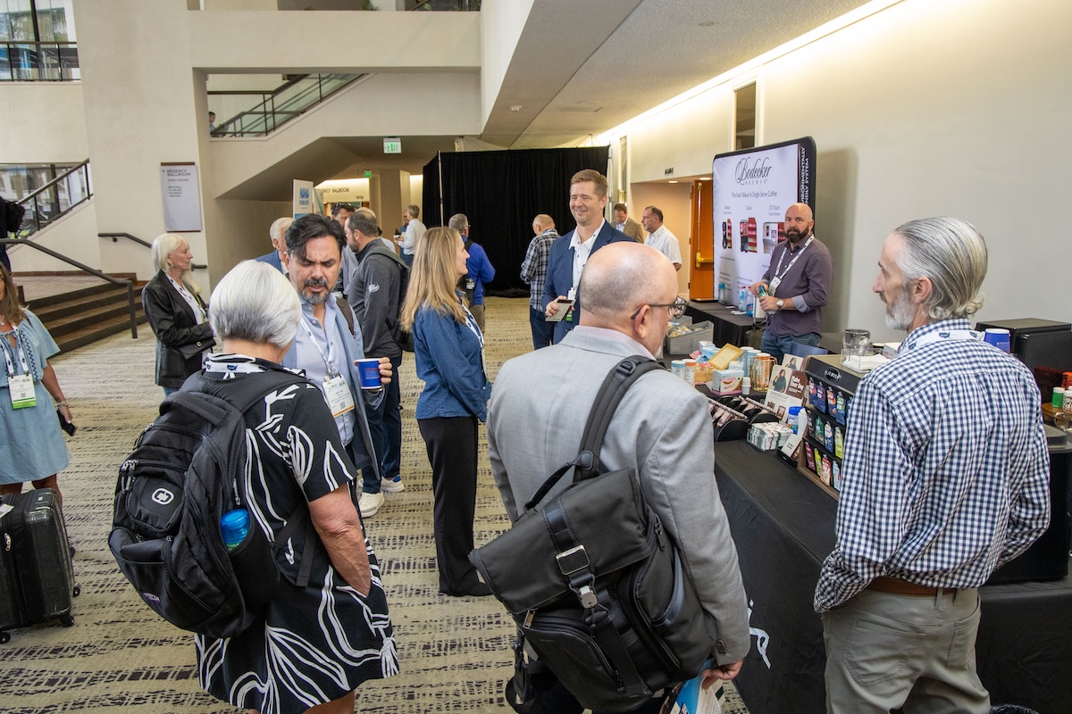 TradeshowLogic's tweet image. That’s a wrap on @NAMAvending&apos;s CTW, where the industry came together to evolve the business of workplace amenity programs! In partnership with NAMA, TL designed and delivered immersive spaces built to spark collaboration, inspire innovation, and elevate workplace coffee.