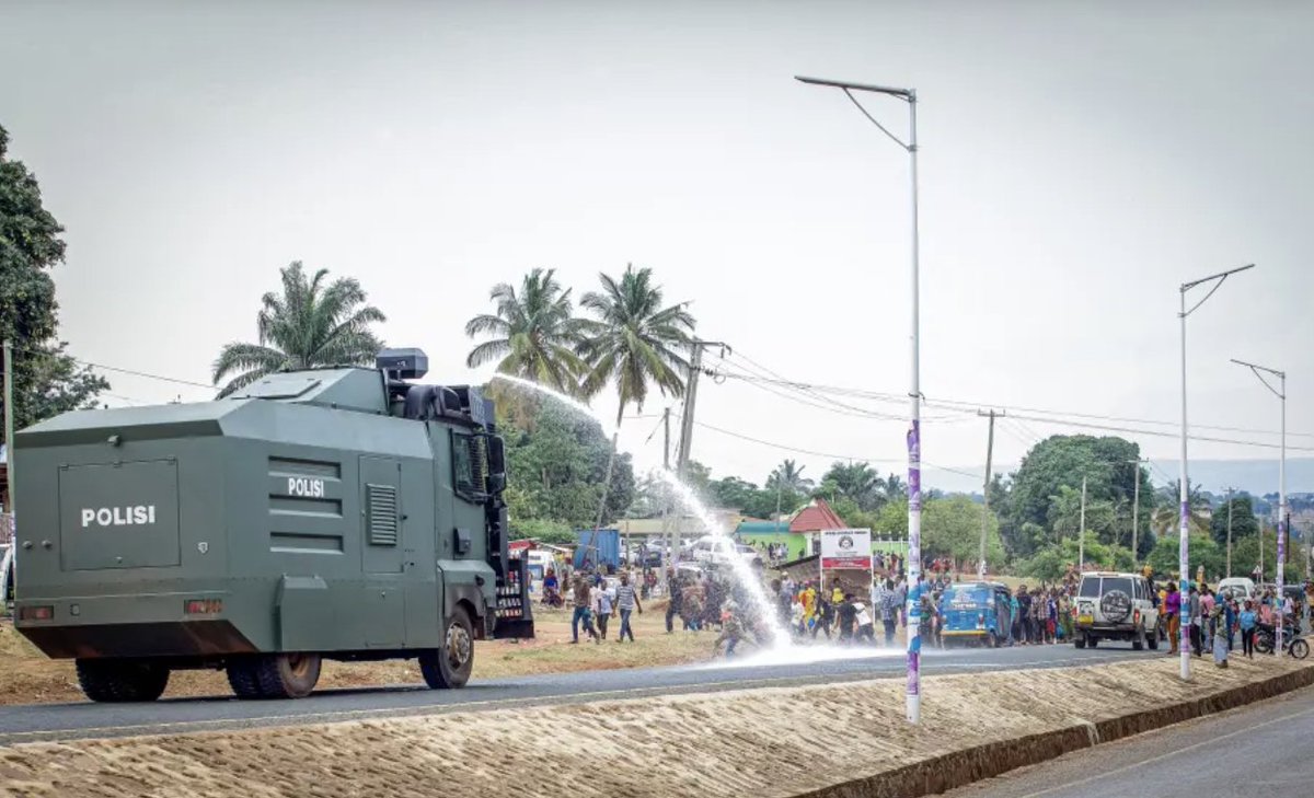 La #Tanzania passe des cartes postales aux charniers. Une présidente « élue » à 97,66%, investie dans un camp militaire, loin d'un peuple réprimé. 
Le "modèle" de stabilité africain n'était qu'une illusion?
Mon éditorial👇
kaburahe.substack.com/p/tanzanie-le-…