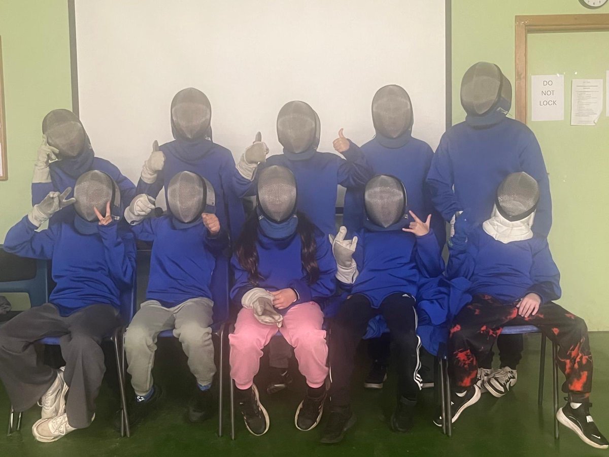 Hallam Fields Primary School tweet media