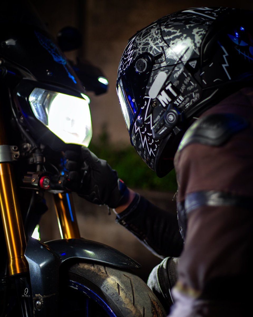 Dadaolamide1's tweet photo. Motorbike shoots i shot📸

#photographer #photoshoot #femalephotographer #olashotit
#motorbike https://t.co/3jHHzJevmO