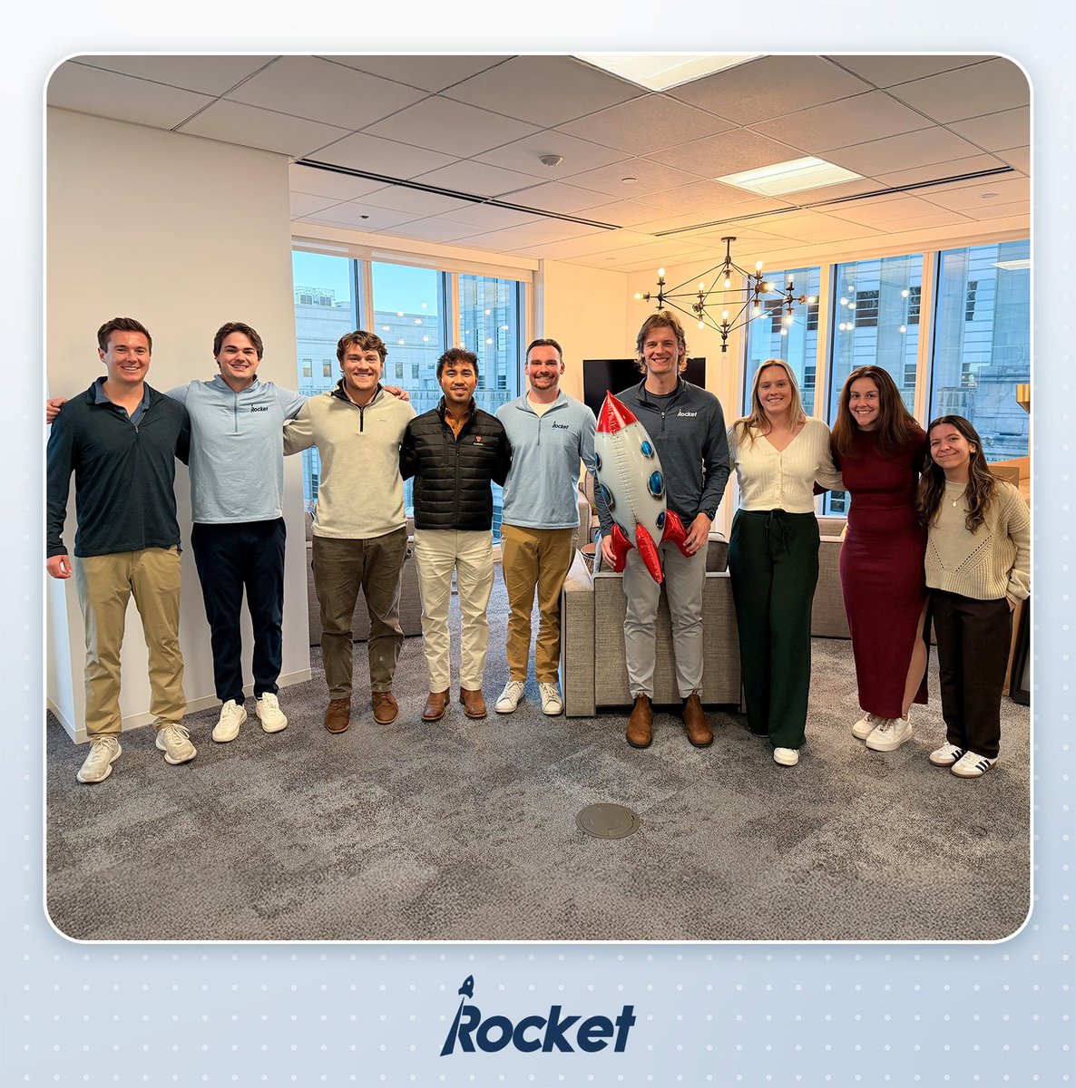 alumni_rocket's tweet image. Great to see both new and familiar faces in Boston this week! 🌟