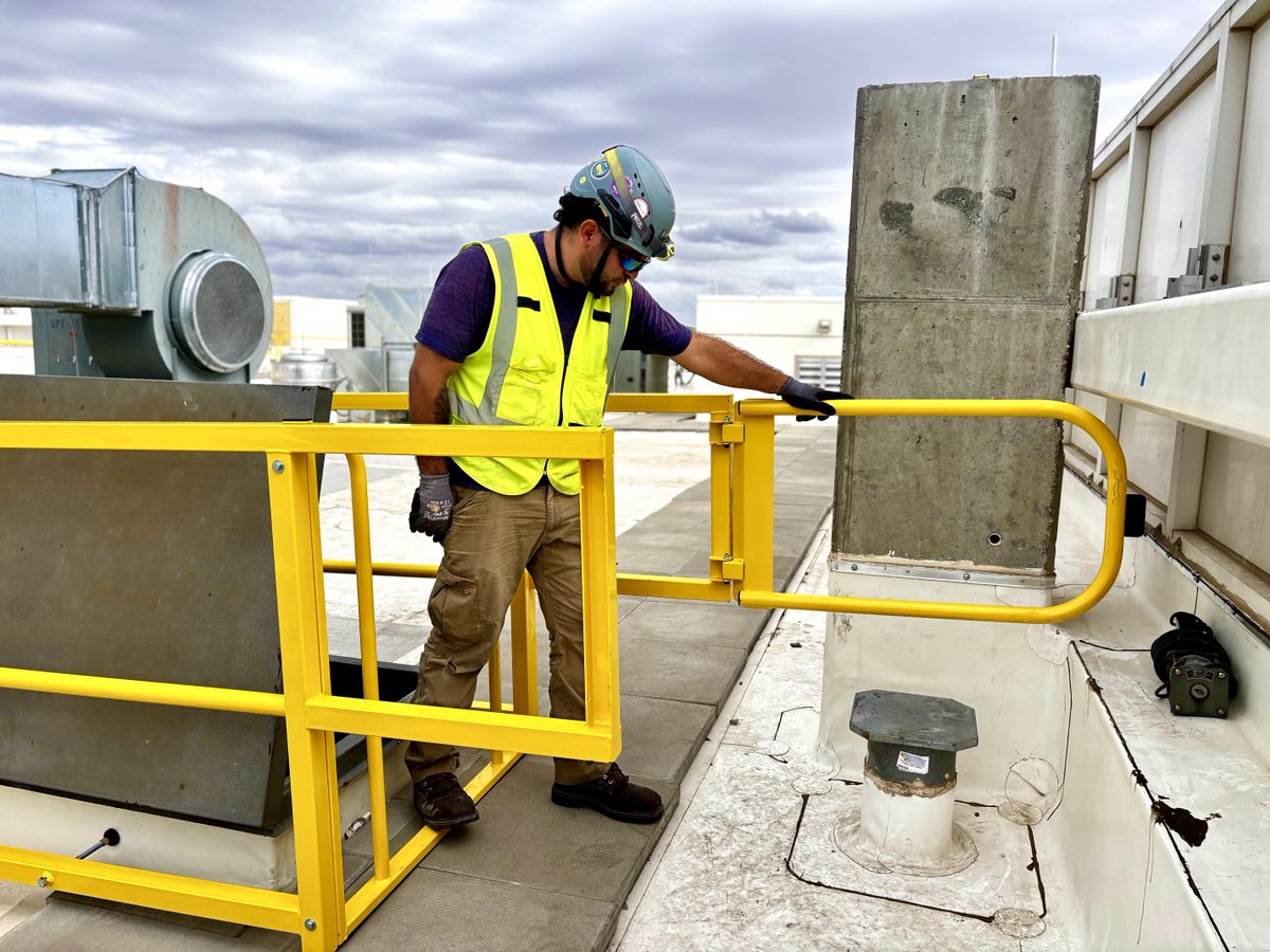 EDGEFallProtect's tweet photo. Another rooftop, fully protected. ✅
Our team completed a full fall protection upgrade for Virgin Hotels — with 360 Mobile Guardrails and dual Hatchguards keeping every edge secure.
Safety you can trust.
That’s the EDGE. 💪
#FallProtection #EDGEFallProtection #RoofSafety https://t.co/So2FGsUdb5