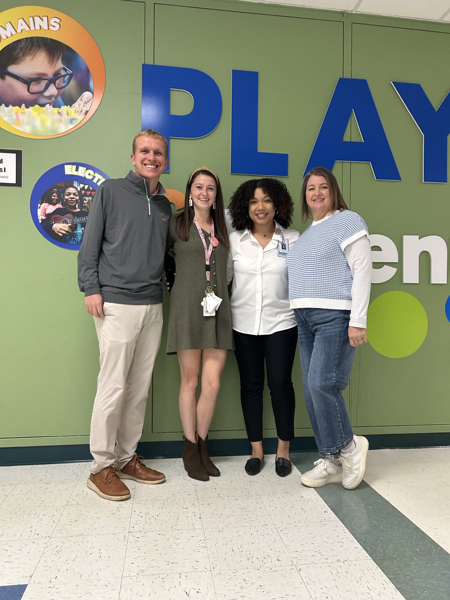 Congratulations to Mrs. Kaitlyn Hall, Powell’s Teacher of the Year! 💐