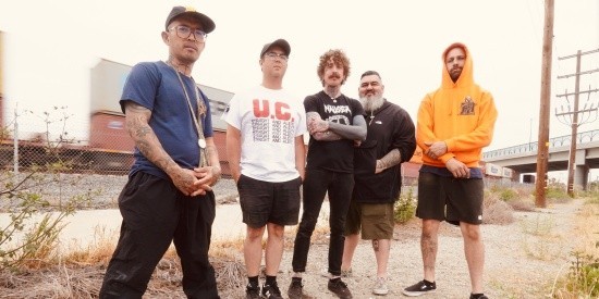 Back to Godhead: Krishnacore Band Reunite w/ OG Vocalist, Drop New Tracks 👉🏼 tinyurl.com/ykv3mxp5