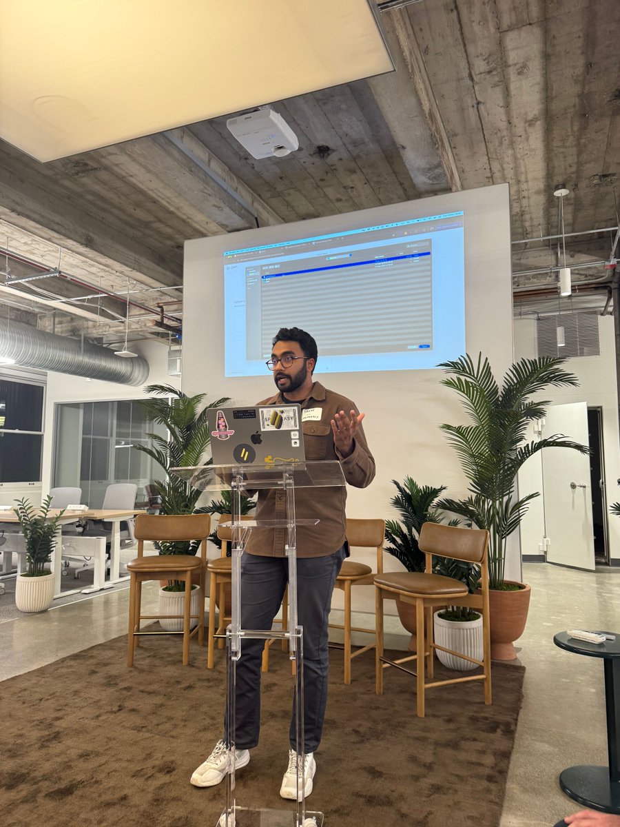 chinat_yu's tweet image. Repped @lovable_dev at Production-Grade Agents Summit #SFTechWeek ⚡️
We dove deep into production-ready AI agents w/ top builders,💥 hosted #Vibecoding Workshop turning ides into real codes. DM me if your into #AI agents  #hackathon or #creative AI workshop👇#lovable