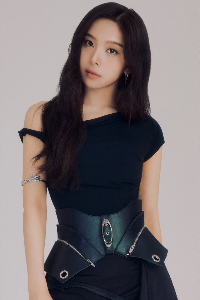TheSmnggTheory's tweet photo. 4.- Momoka 🇯🇵
Name: Momoka Kurita
Birthday: (2004/3/30) 21 years old
Pre-debut experience: Actress and former child model
Pre-debut Instagram account: kurimomo330
Possible position: Vocal and visual https://t.co/QaXdP3vZrZ