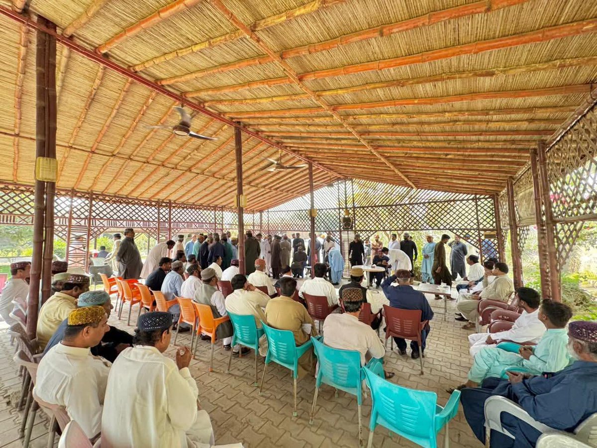 KhalidKhanLound's tweet photo. Humbled by the massive support in Khalidabad following my nomination as Chairman, Social Welfare Fund Committee, Ghotki 
Met with supporters; received greetings and immediately issued directives to resolve public issues on the spot.
My commitment to public service is unwavering. https://t.co/O178dZFnLg