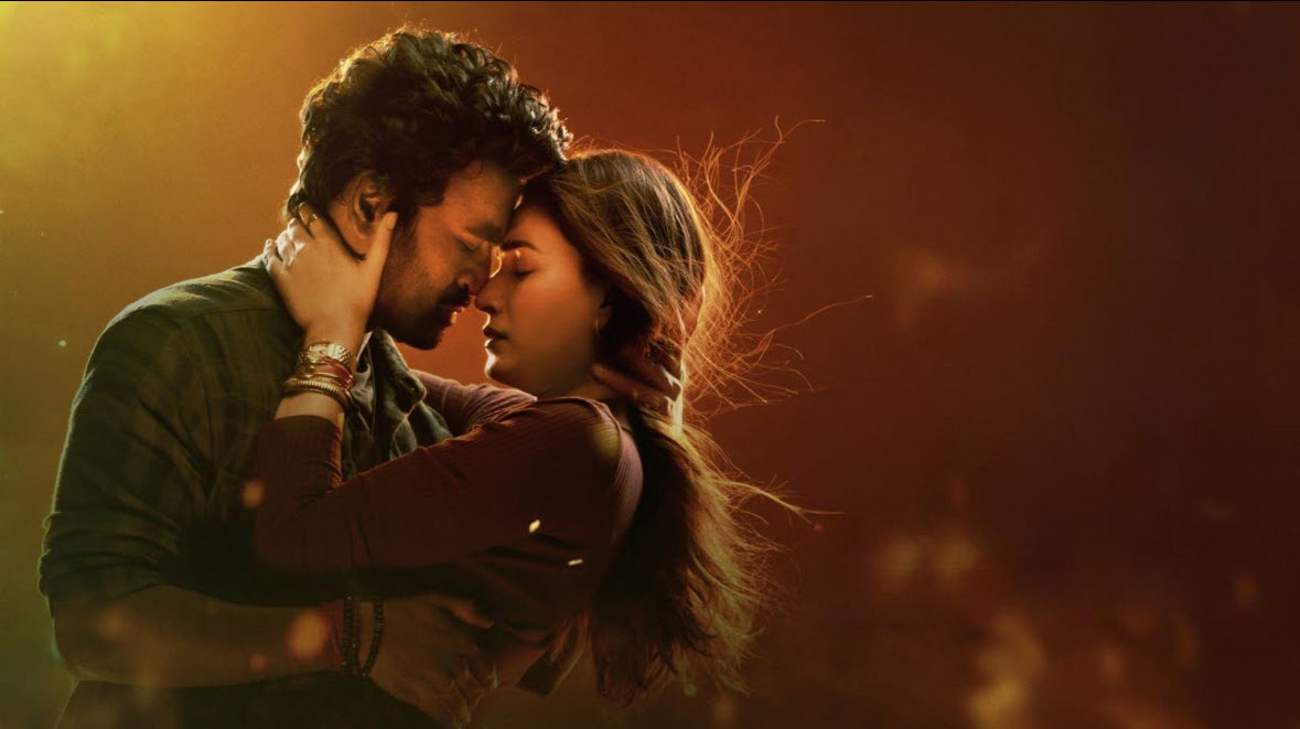 DhanushTFC's tweet photo. Tamil dubbing for #TereIshkMein is a letdown. Even older films like Raanjhanaa had better quality. @aanandlrai, fix the lip sync and rework the dubbing before release 📢 https://t.co/eXu67pancd