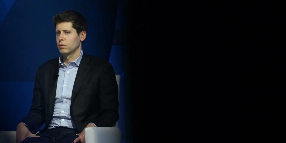 Scam Altman wants to blackmail all of us that his Open AI is "too big to fail" and we should bail it out. I say burn it the fuck down 🔥