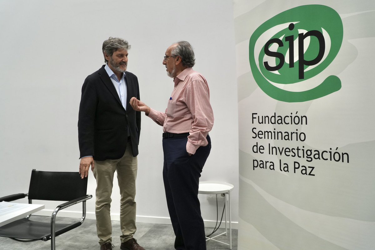 Cortes de Aragón tweet media