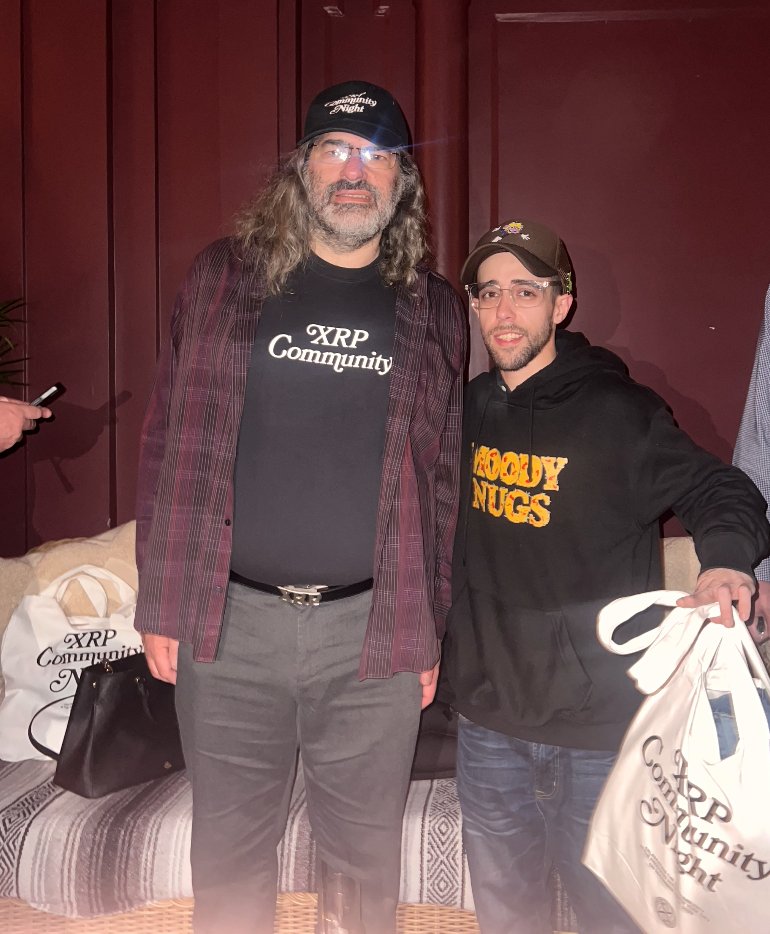 Top of the Nug,

  Yesterday had the pleasure meeting <a href="/JoelKatz/">David 'JoelKatz' Schwartz</a> at the XRP COMMUNITY EVENT in the city. 

  Gifted him a physical pin from us.  So many people wanted to take photos I had to slide in and tap everyone on the shoulder but homies security guard was a real one.