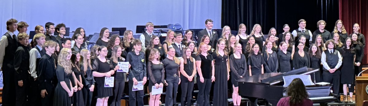 FCSD_Music's tweet image. Congratulations to the roughly 200 High School Student Musicians who performed at last week's Pops Concert!

Kudos also to our Tri-M chapter. Over 60 students have joined, and they will complete over 1,200 hours of community service in our community this year.