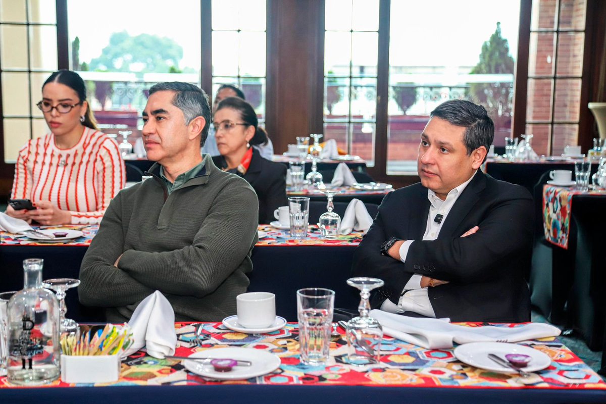 MauricioLizcano's tweet photo. ¡ALMA es la voz del futuro que ya despierta a Colombia! Hoy presentamos a los primeros 60 candidatos al Senado de nuestra coalición: una fuerza ciudadana ganadora, comprometida con el bienestar de las familias, la protección de los niños y el progreso del país.

Más de 35 movimientos ciudadanos y seis partidos: @ColJustaLibres, @LigaGobernantes, @PartidoASI_, @PactoADA, Dignidad Liberal y @Gentemovimient0. Todos juntos para devolverle a Colombia el sentido común, la unión y los resultados que merece. 

Esta será la bancada mayoritaria del Congreso, la que trabaja, propone y construye soluciones reales. ALMA es la esperanza viva de millones que creen en una Colombia distinta, justa y posible.