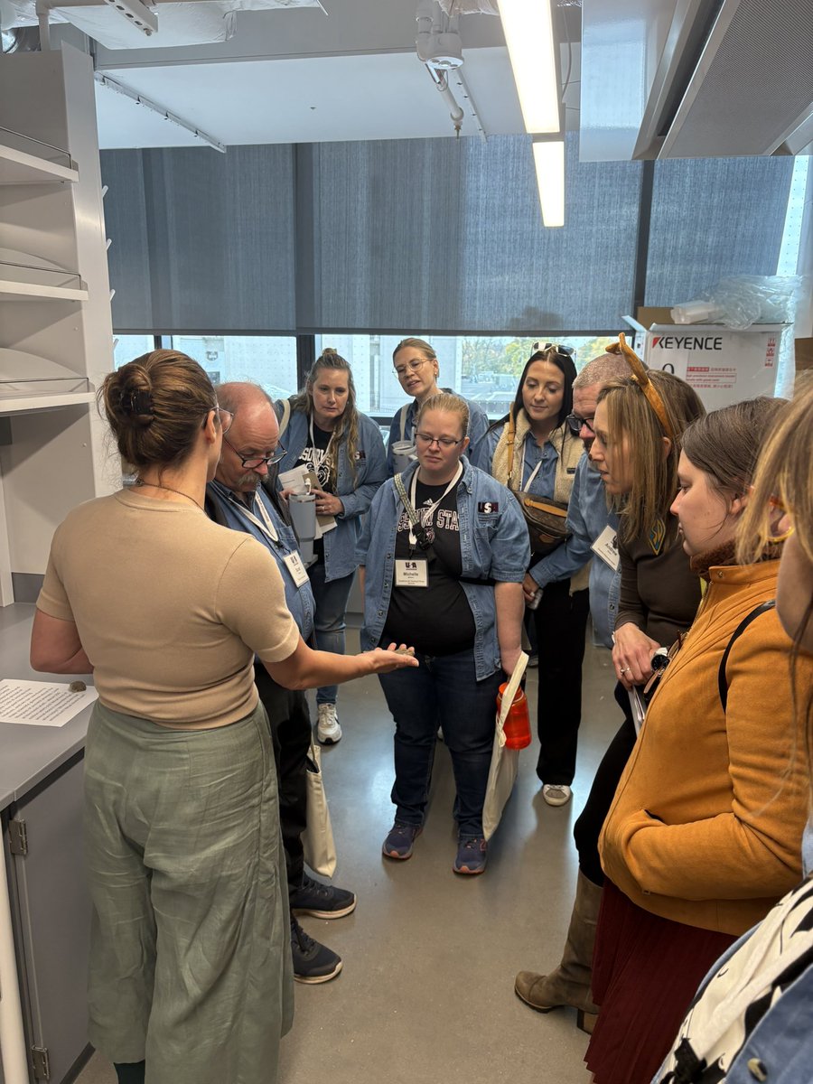 Next stop: CNAS! From groundbreaking research to hands-on labs, this college is shaping future scientists and problem-solvers.
We’re learning how faculty and students work together to push discovery forward.