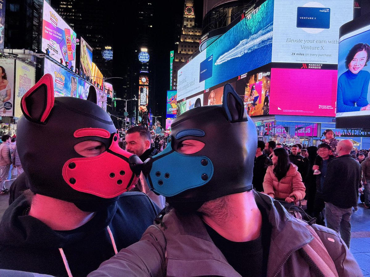 Axel 🔜 🎄🎄🎄🎄🎄 tweet media