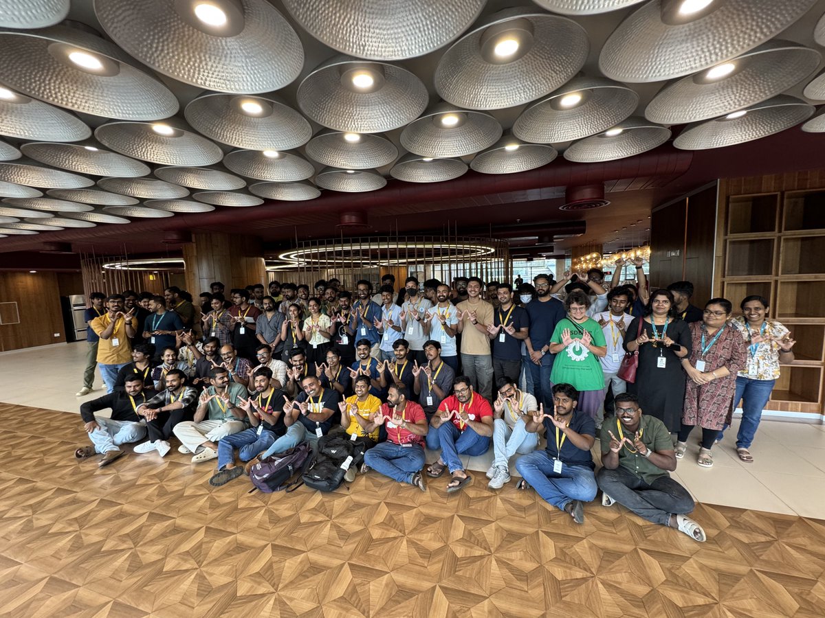 Kochi FOSS Meetups tweet media