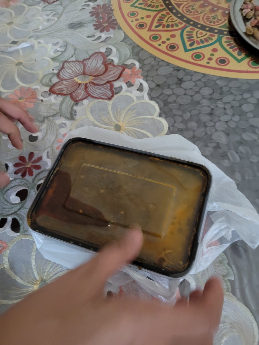 adityaont's tweet photo. This was completely unacceptable because the restaurent was Punjabi and named and posed as such! To add fuel to the fire, even after clicking pictures and pictures the response I get from Zomato customer care is the images seem unclear to validate the issue. Attaching the pics. https://t.co/H1ukh22SRW