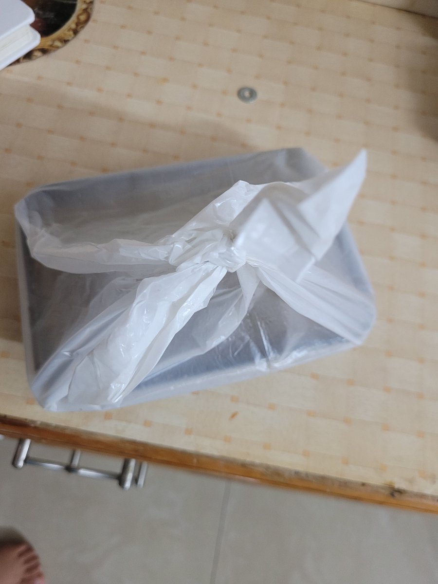 adityaont's tweet photo. This was completely unacceptable because the restaurent was Punjabi and named and posed as such! To add fuel to the fire, even after clicking pictures and pictures the response I get from Zomato customer care is the images seem unclear to validate the issue. Attaching the pics. https://t.co/H1ukh22SRW