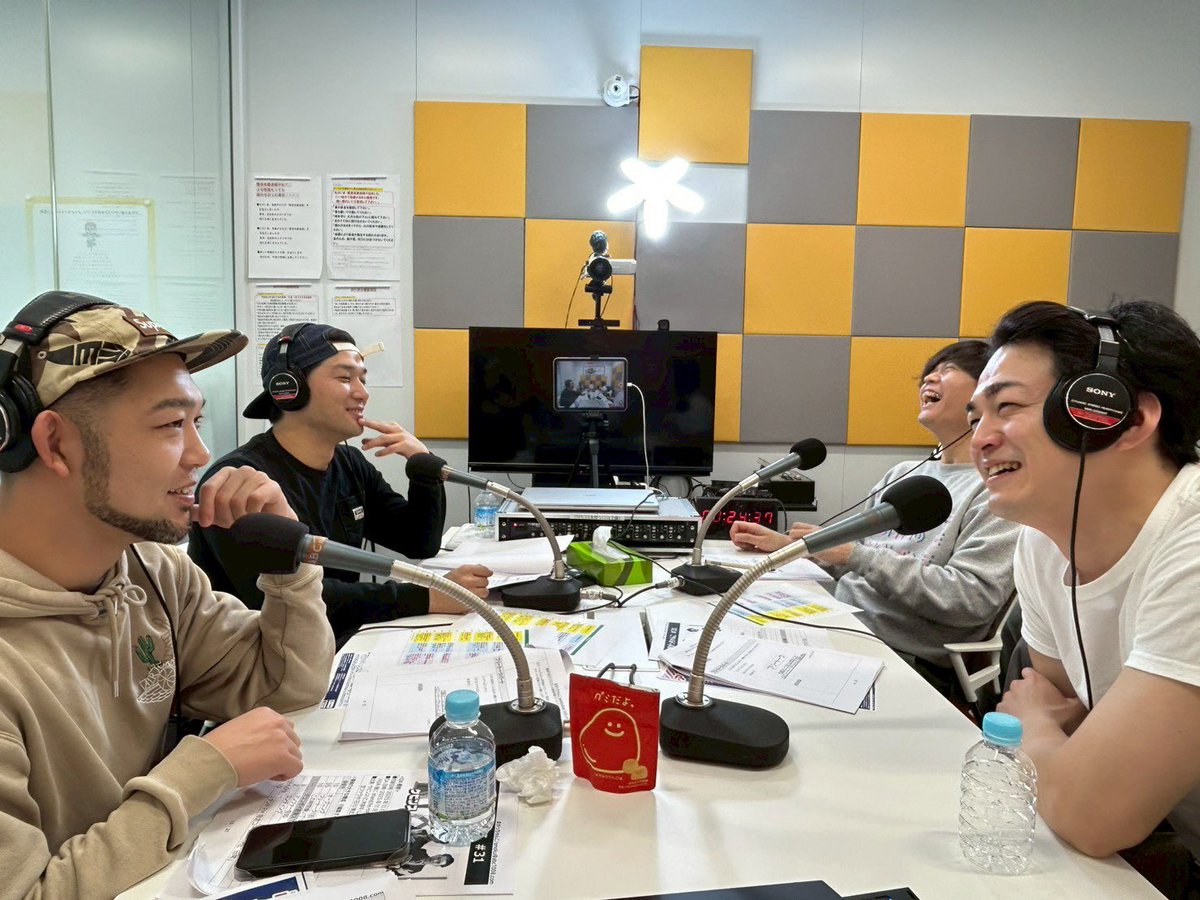 gacchanko1008's tweet image. はじまりまってます！

オープニングは、
#ダウンタウンプラス の話から #ワールドシリーズ
の話まで、わいわい時事ネタ話します🗣️

感想は #木曜がっちゃんこ で！

👇️radikoでぜひ聴いてください
radiko.jp/share/?sid=ABC…

#がっちゃんこ
#ABCラジオ