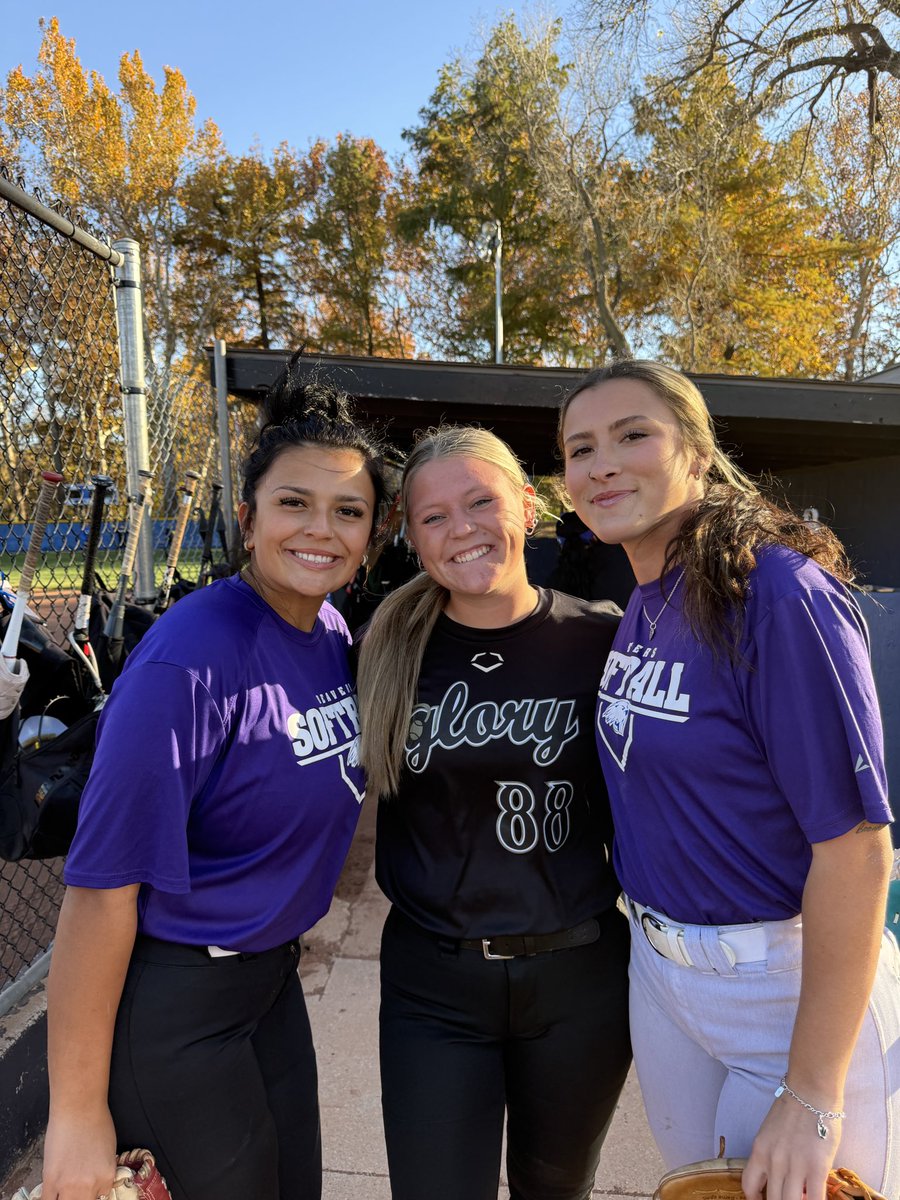 Kami Thorson tweet media