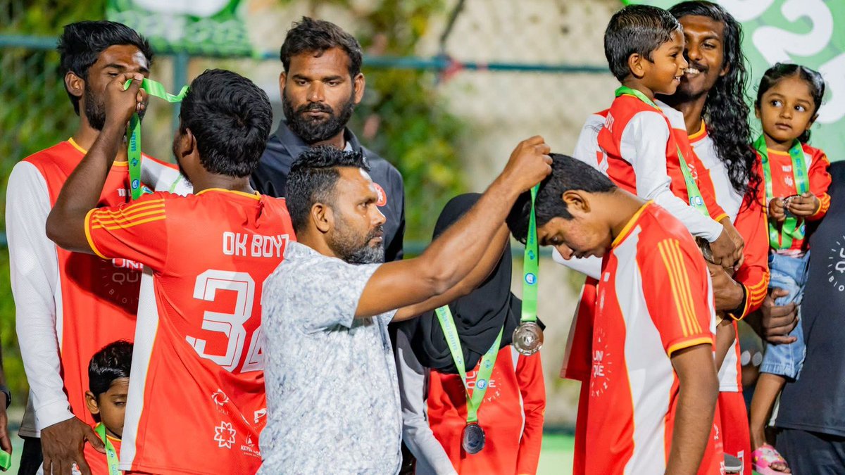 Commissioner of Sports Mohamed Tholal attended the final match and awarding ceremony of the K. Gaafaru Council Cup 2025 as the chief guest, accompanied by Deputy Minister Mohamed Asim