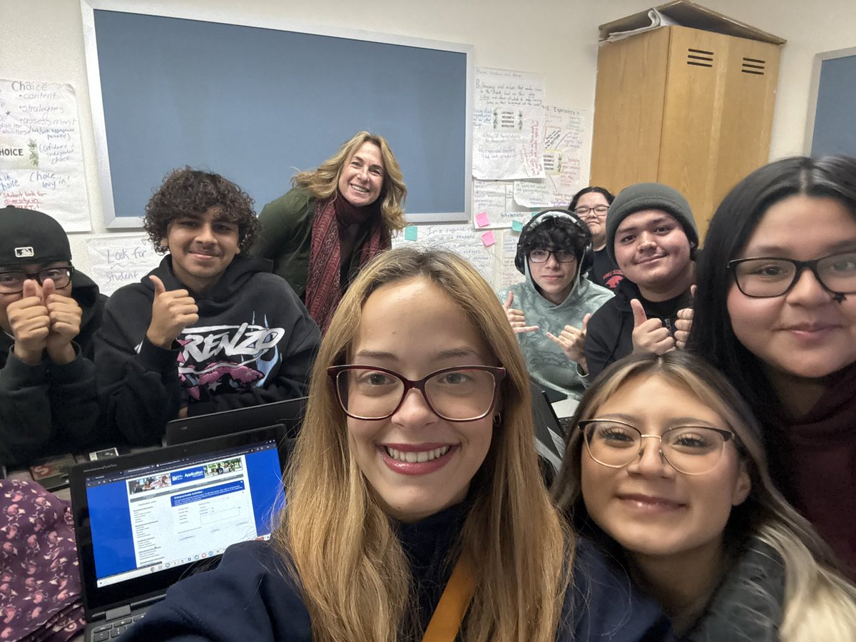 Melissa G. continues to work with 5th Year students on their next adventure with college applications once their time at LaGCC is done. Let’s go!!!!!!!