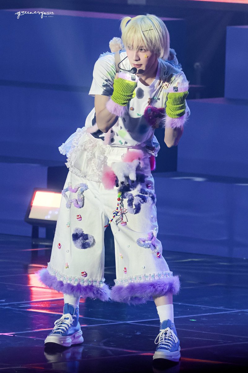 arsvstoryyy__'s tweet image. MOST WANTED in Monterrey 𝐨𝐮𝐭𝐟𝐢𝐭 𝐫𝐞𝐯𝐞𝐚𝐥 💗

no me podía quedar sin subir el outfit porque quedo muy bonito y todo lo hice yo 🥹

#소울 #SOUL #白翔太 #MOST_WANTED
#P1Harmony #피원하모니 #P1H #P1ustage_H #MOST_WANTED_IN_MONTERREY @P1H_official