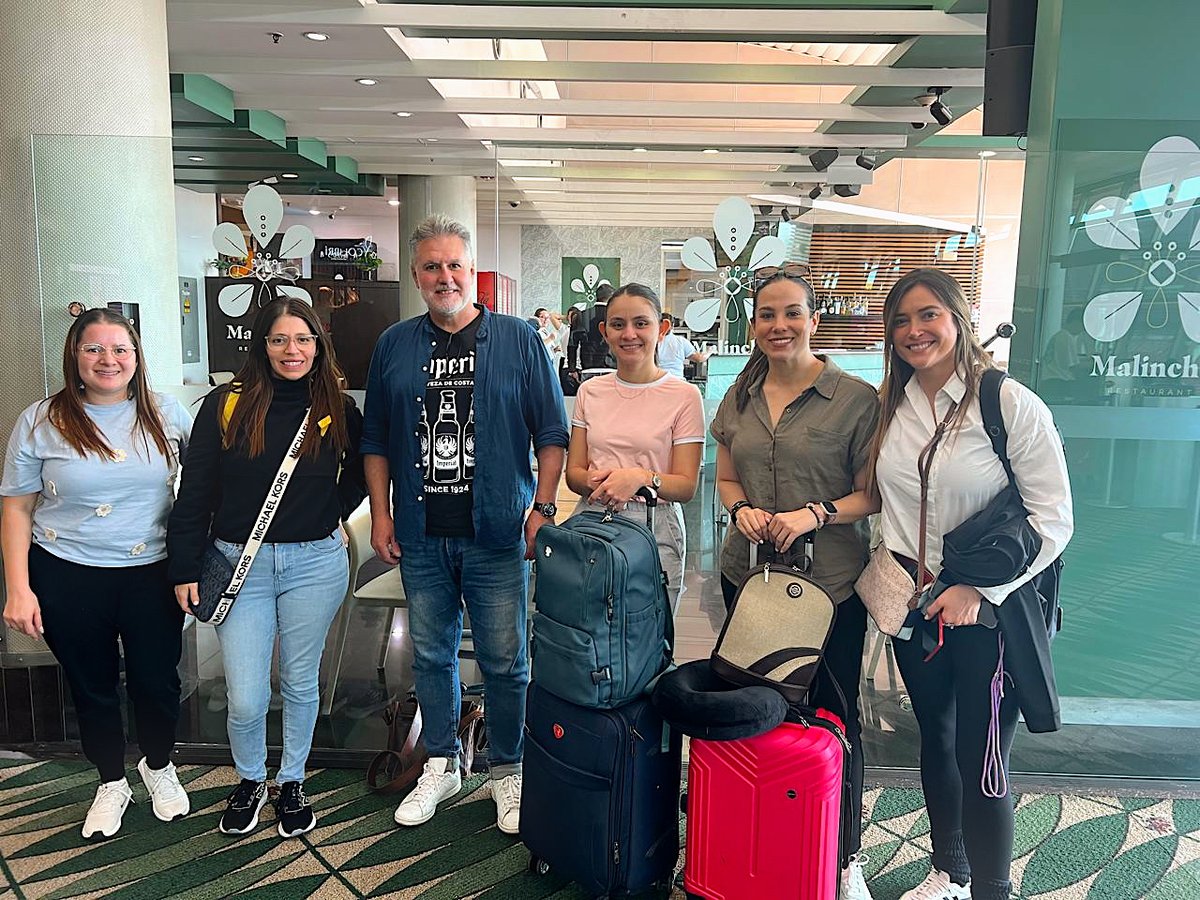 ✈️ ¡Rumbo a una experiencia épica! Nuestros ganadores ya van al #RadicalOptimismTour de Dua Lipa en Argentina. 🇦🇷🎤💜

¡Felicidades Dora, Felipe, Julia, Jonathan y Yarenis! Gracias por participar en nuestra promoción con sus BN Tarjetas Visa. 💳

¡Usarlas te acerca a premios! 💫