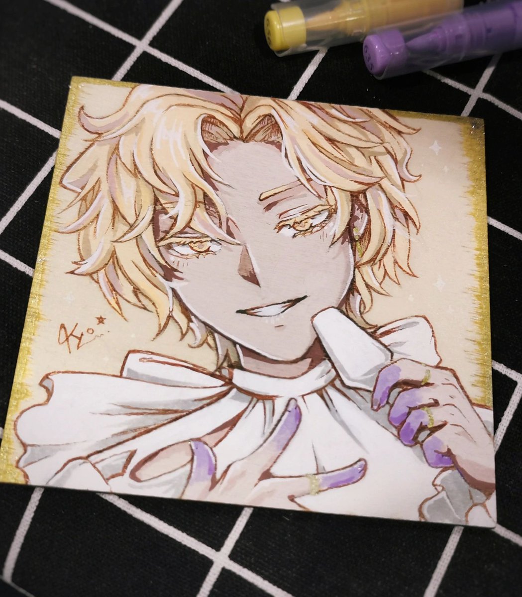 Luka ♥️💔
war mal ein Versuch mit Acryl-Stiften auf Holz und ist während der Mex entstanden~

#KyoArtworks