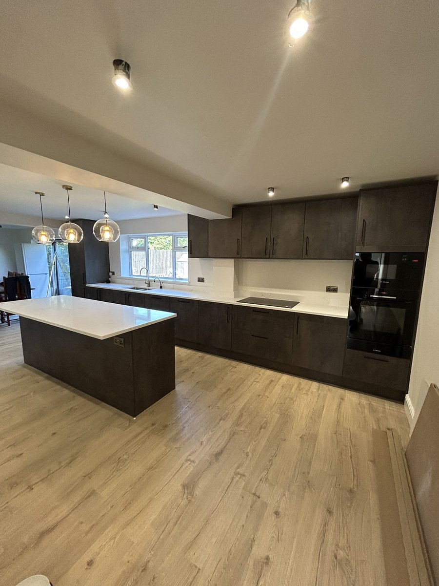 KA FITTED INTERIORS tweet media