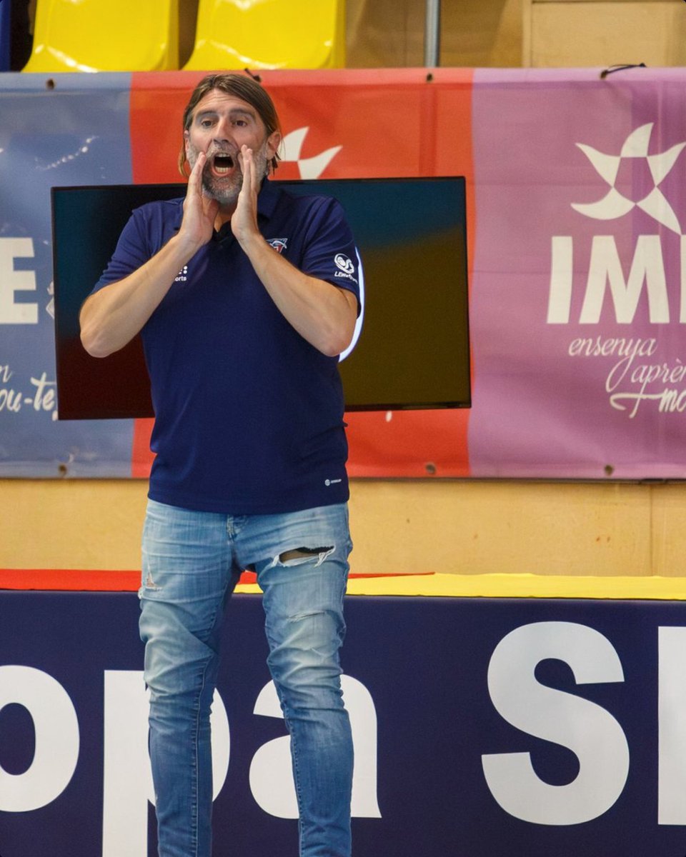 waterpolistacom's tweet image. ✨Ocho veces semifinalista de la Liga 
🇪🇺Participó en la Champions 2019/2020
🥈Subcampeón de Challenger Cup 2023
🥈Subcampeón de Liga en la 2017/2018

Ha sido, es y será toda una 𝐫𝐞𝐟𝐞𝐫𝐞𝐧𝐜𝐢𝐚 ❤️

Define ✏️✏️ al técnico ___________

📸 | Fotofg91

#Nacional