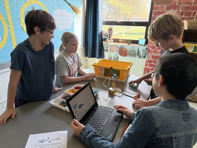 ButtsRoadInt's tweet photo. BRI's 5th graders are exploring force, motion, and energy this week with Lego Spike Robotics kits &amp; coding.  They built mini-golf courses and programmed them to achieve a hole-in-one. Finding that "just right" amount of force is more difficult than it looks.  Way to SOAR, Hawks! https://t.co/iVww2Wu8SF