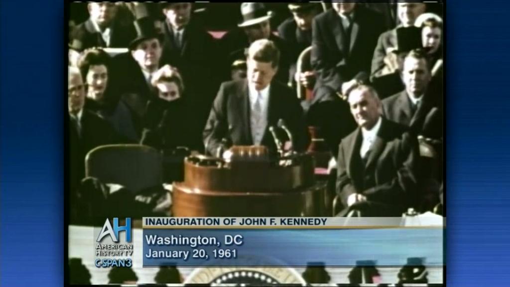 CSPANClassroom's tweet image. #OTD 62 years ago, U.S. President John F. Kennedy was shot as his motorcade traveled through the streets of downtown Dallas, TX. Upon his death, Lyndon B. Johnson was sworn in as the 36th President. Learn more with #CSPAN video: c-span.org/classroom/docu….

#APUSH #SSChat #OTDH