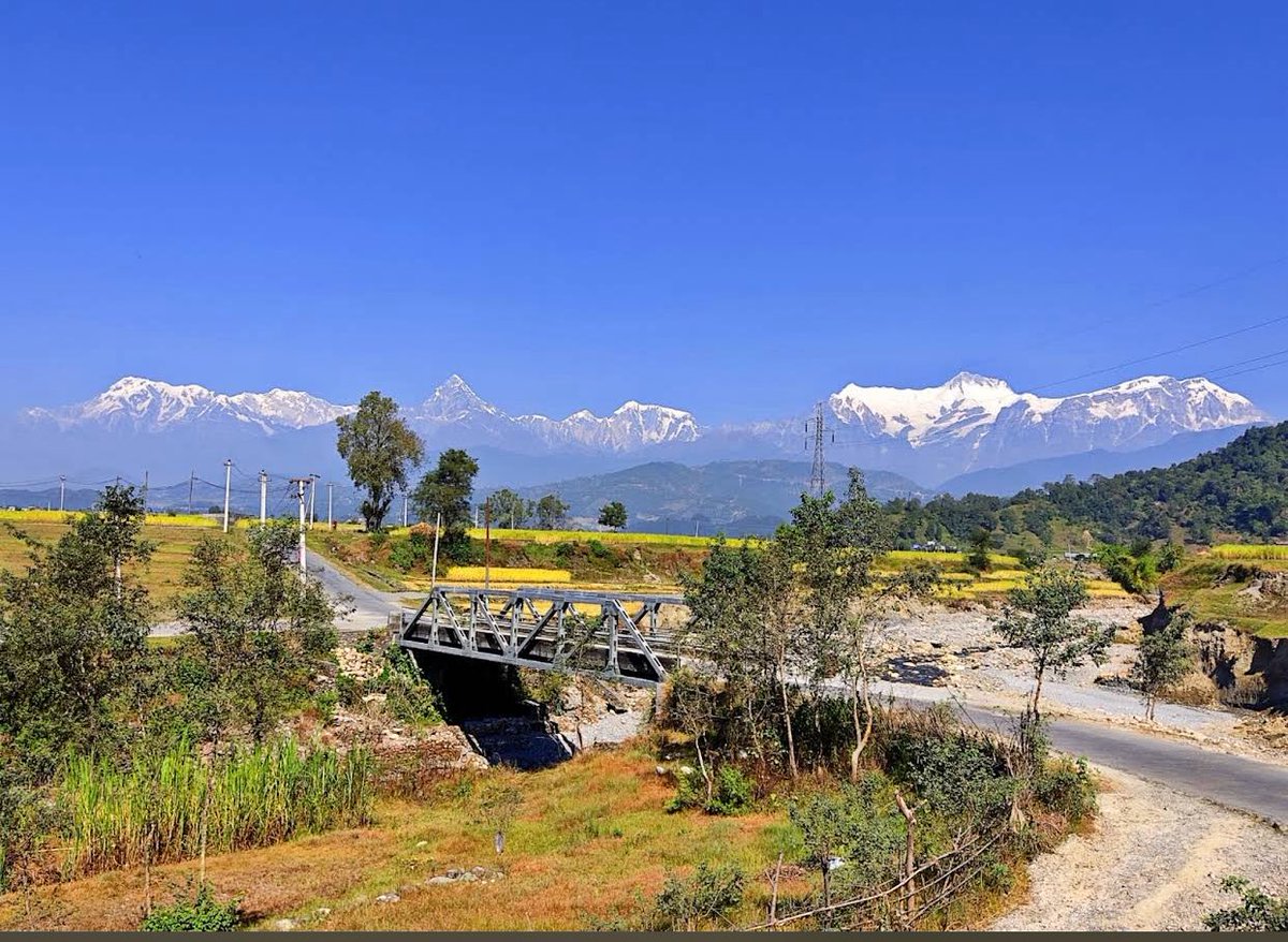 imbishwasojha's tweet photo. This pool to That pool
Lekhnath, Pokhara to Chisapani, Karnali

What a time spending it turns out to be
#NepalNature
#Karnali https://t.co/bHnyaZI7Gf