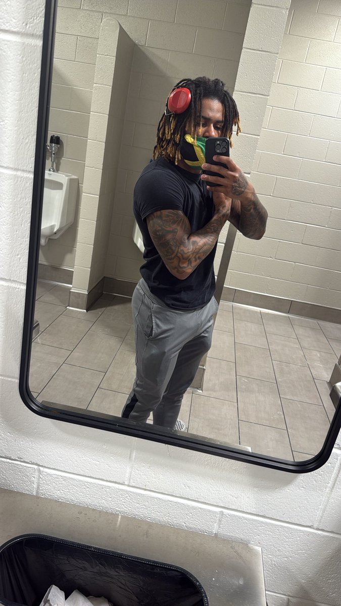 SmasHunna's tweet image. 