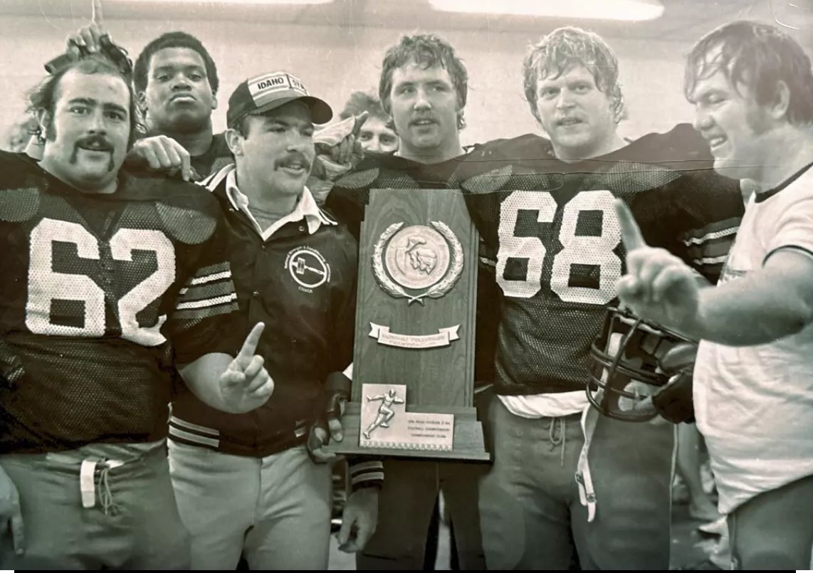CoachBobbyJay's tweet photo. Itβs the day before the day before and @BengalGridiron is ready for Hall of Fame Weekend vs Cal Poly β Tell a friend, bring a friend, and White Out the Dome
π Pocatello, ID
ποΈ ICCU Dome
β° 4:00 PM
πΊ ESPN+
π https://t.co/3CcCJK6TUx
ποΈ https://t.co/bUVd8nnyKN
#BeatCalPoly https://t.co/blWouNWaPX