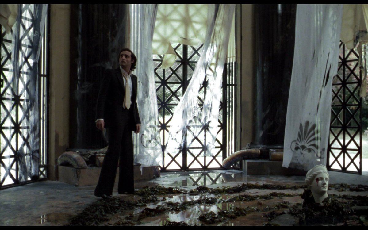 lesenfants17811's tweet photo. La belle captive (Alain Robbe-Grillet, 1983)
https://t.co/zIARinDGND https://t.co/dos9Ne0Ht8