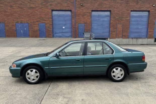 StreamAutocarss's tweet photo. My mom said she's not gonna be able to keep this Honda accord because she's 78 years old and she has a cancer and she has no idea or power to live longer l'm giving it out for anybody who is seriously in need giving it away for a little good and affordable prices DM me if want it https://t.co/EsO93gdY1X