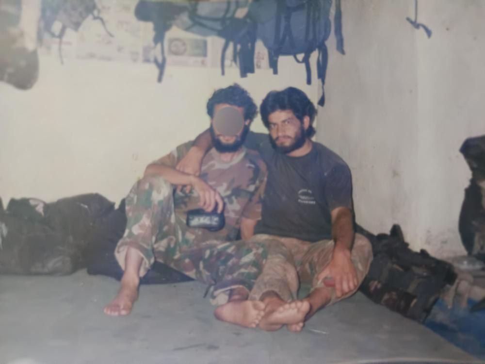 AlphaCompany_'s tweet image. Few Rare pics of Hav BAHADUR SINGH BOHRA , AC (P) - 10 Para SF🦂 ||

&amp;gt;25 SEPTEMBER 2008 (J&amp;amp;K)

 &amp;gt;Eliminated 3x Terrorists Before Making The Supreme Sacrifice 

#10parasf #Specialforces #DesertScorpions