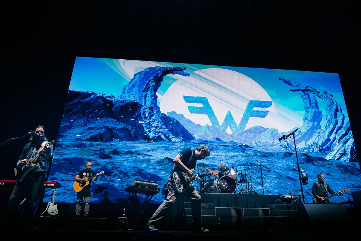 🎤🎶 La venganza de los nerds: Weezer debutó en Buenos Aires y la rompió 

El grupo angelino celebró su clásico, "The Blue Album", con una puesta deslumbrante y un campo en estado de éxtasis. 

✍️ <a href="/ngrecoaro/">Nicolás G. Recoaro</a> buff.ly/rnG38nE