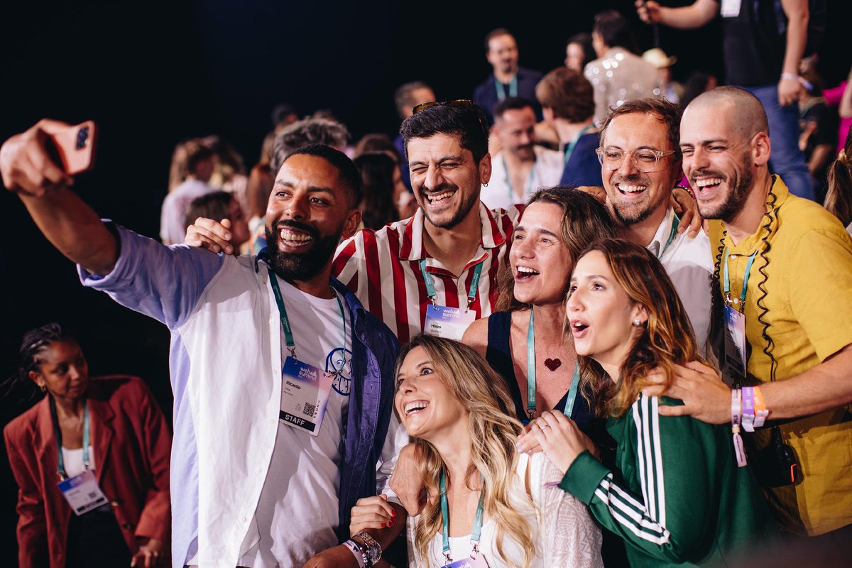 Web Summit tweet media