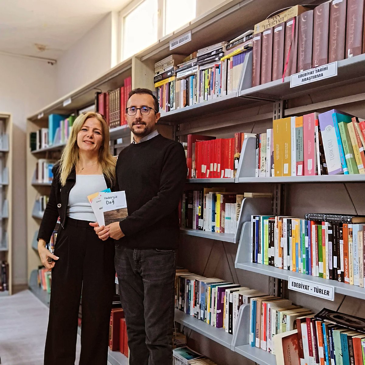 akeminemm's tweet photo. #eminebayindir #habersizdag #delişairleryaylası #öykü #postmodern #şiirselöykü #büyülügerçekcilik #edebiyat #okumak #şiir https://t.co/uWUEBoJmBM