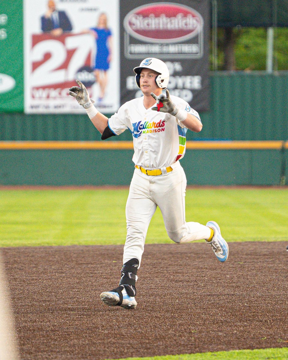 Madison Mallards tweet media