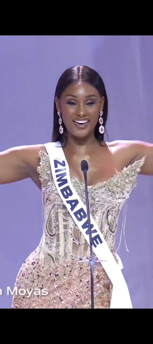 She is stunning 😍!