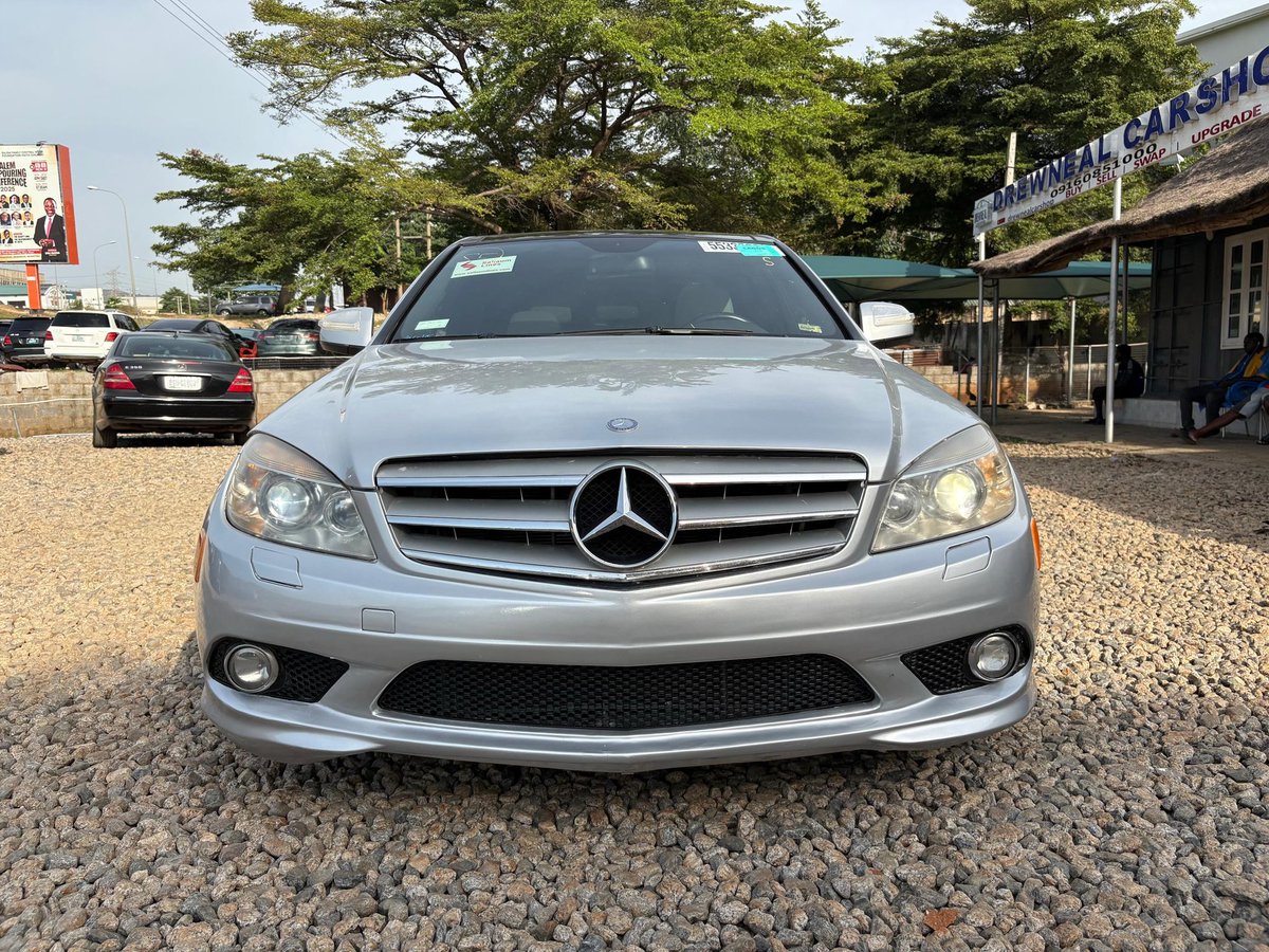 jayautosconnect's tweet image. Mercedes Benz C300
Direct Belgium🇺🇸 
Double panoramic views
2025 custom duty (last week) 
Low mileage
Fullest option 
No accident history
🏷️ 14.3m naira 
📍 Abuja 🇳🇬