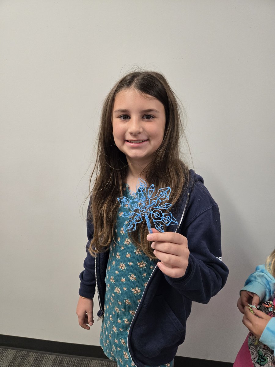 CarterCoyotes's tweet photo. Kinder learned how to program our Code N Go mice. 1st-3rd grade learned how to program Indi Sphero Car last week. While 4th & 5th grade learned to create designs with our 3Doodler pens.
#LCISDLIBRARIES https://t.co/cLwEwA0N2J