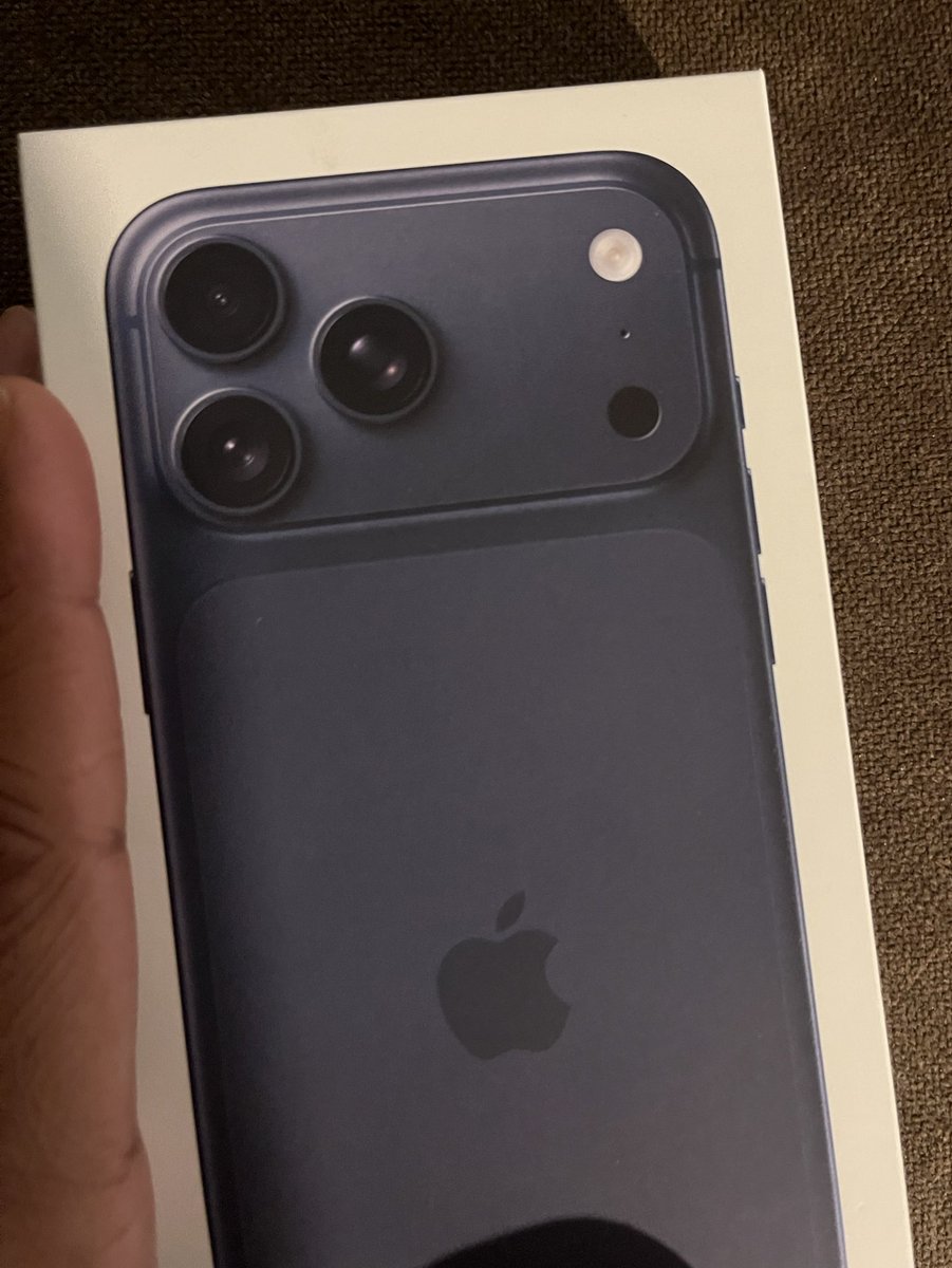 Chose promise, chose reçue

Pas de bla-bla avec un chèque cadeau de 300€ 🤡

Merci <a href="/TeufeurSoff/">Teuf</a> , la teufcorp <a href="/teufzertv/">Teufzer TV</a> et toutes l’équipes 🤝🏽

Merci mes portes bonheurs <a href="/ynabroad/">KMT🍡🍭</a> et <a href="/__LeDiab/">Thanos Gizenga. 💎🩸</a> 🥸