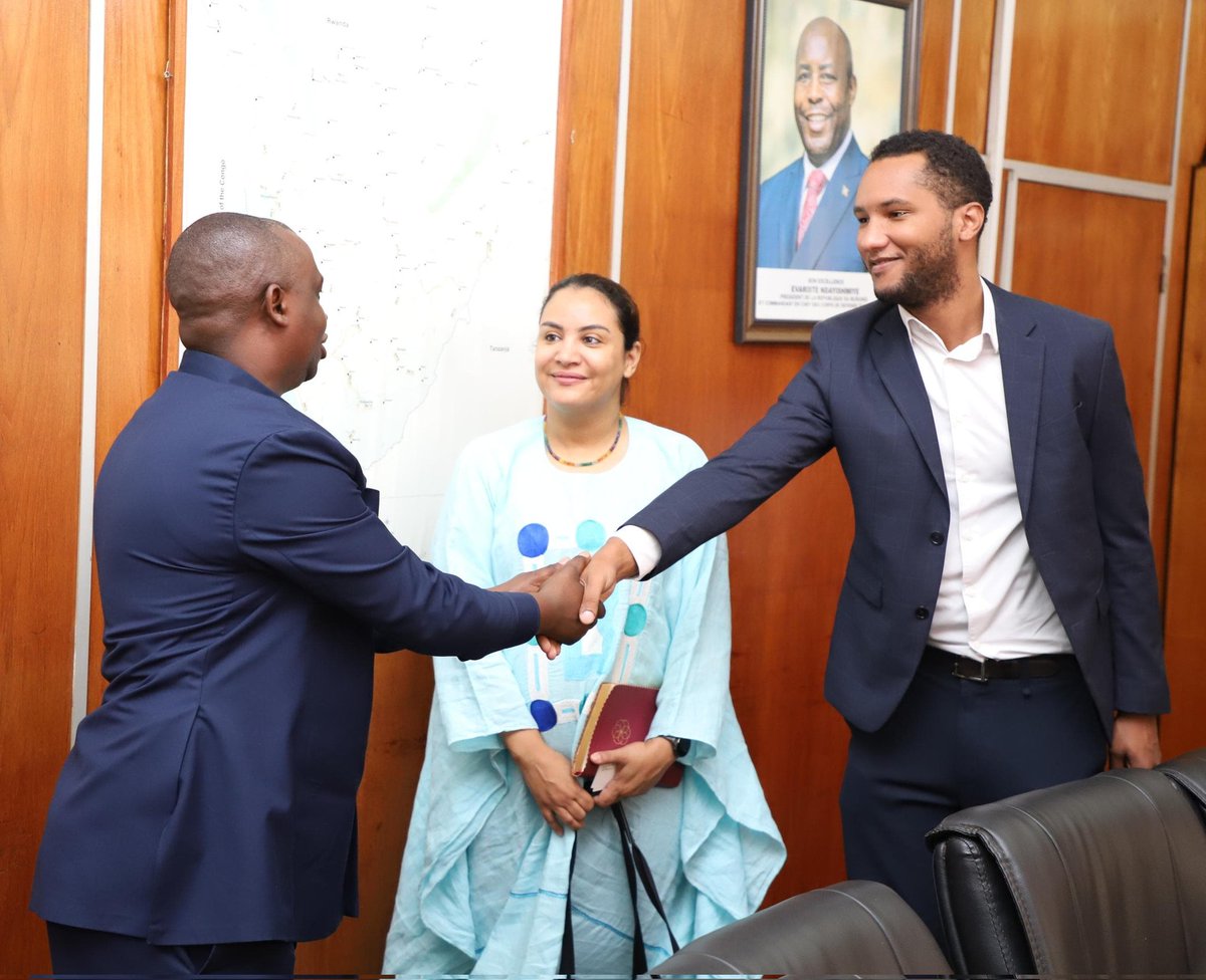 Min.Infra,logements Socio,Transports &Equipements tweet media