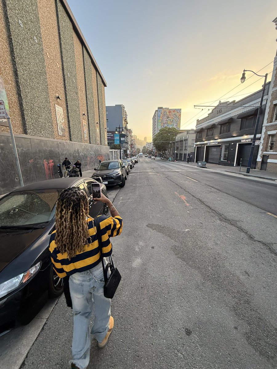 Nickole205's tweet photo. Little San Fran dumpy dump https://t.co/DMbeEAOIe1