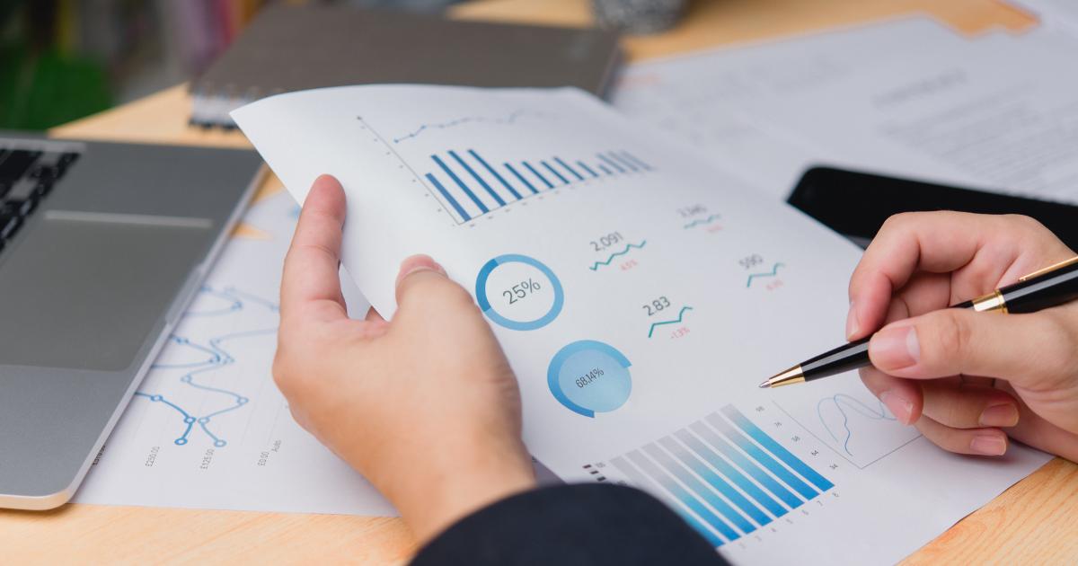 PrintCentralMN's tweet image. Your sales data is full of untapped potential. A quick look can reveal what’s selling, what’s not,  and where your next big opportunity might be hiding. shha.re/dgBaR